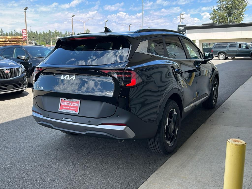 2026 Kia Sportage EX photo 4