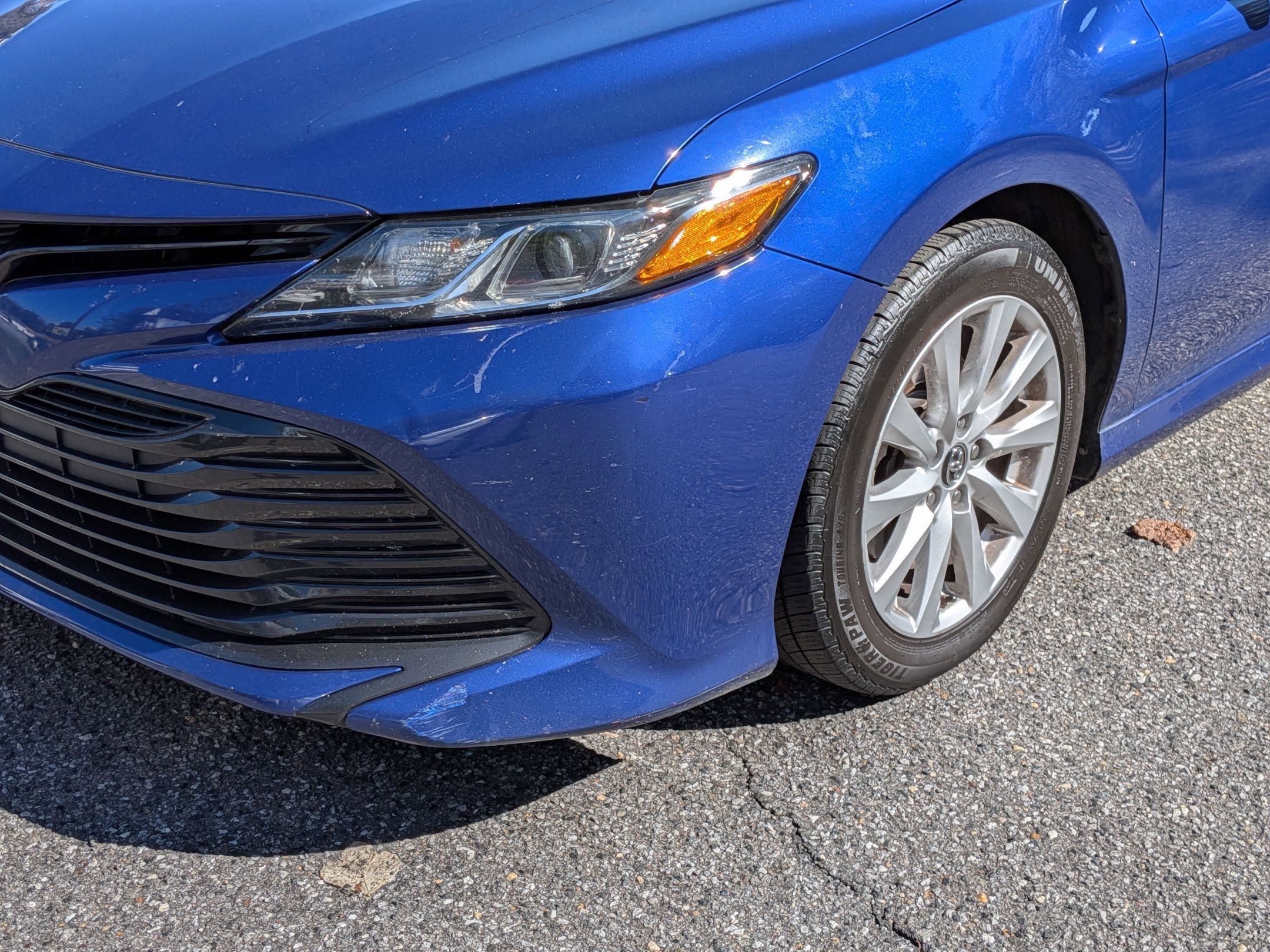 2018 Toyota Camry L photo 9