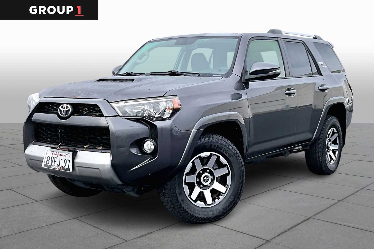 2018 Toyota 4Runner Off-Road Premium's photo