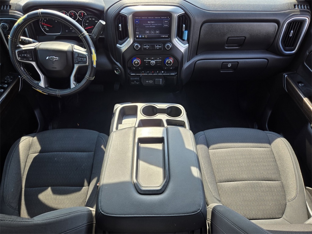 2020 Chevrolet Silverado 1500 RST photo 8