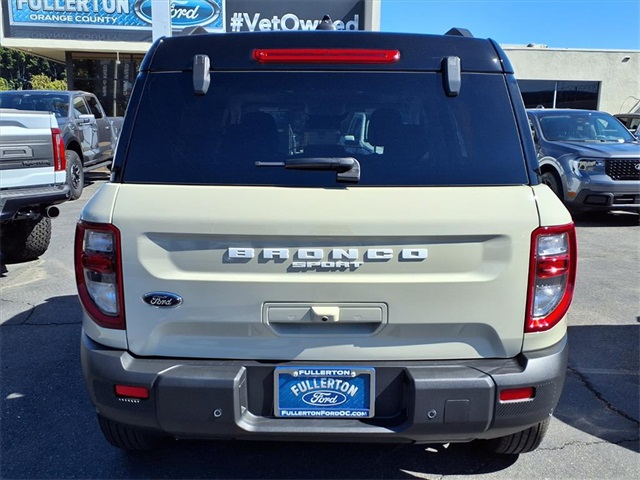 2025 Ford Bronco Sport Outer Banks photo 3