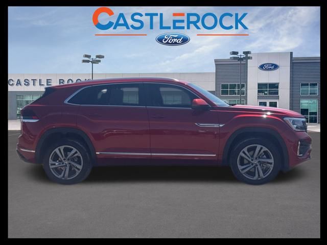 2024 Volkswagen Atlas Cross Sport SEL R-Line photo 3
