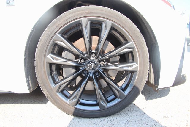 2024 Lexus IS 350 F SPORT photo 2