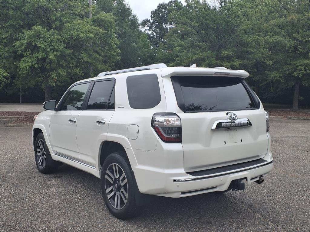 2022 Toyota 4Runner Limited photo 4