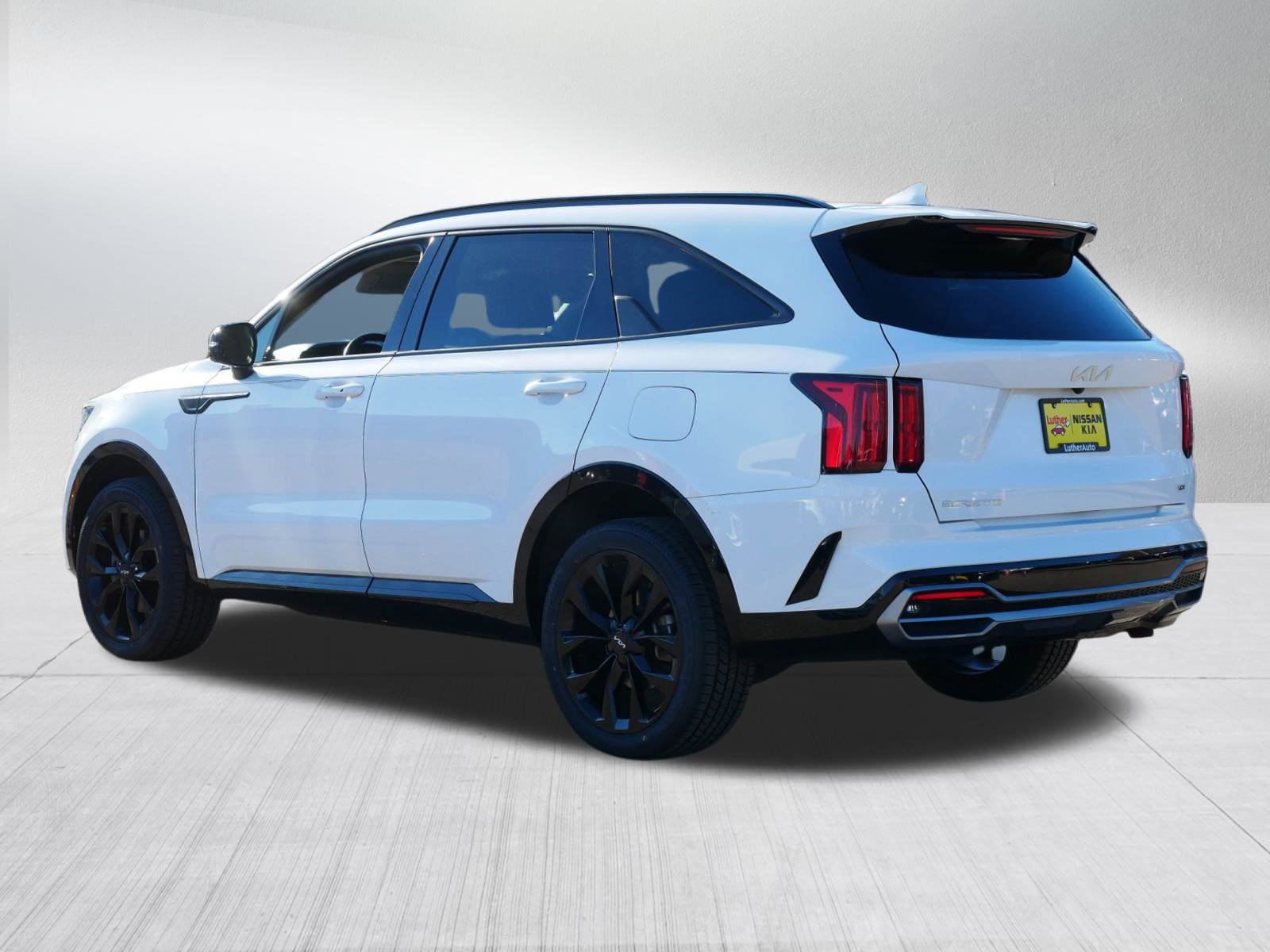 2023 Kia Sorento SX Prestige photo 2