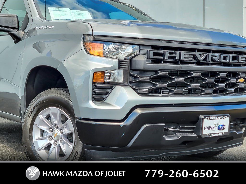 2025 CHEVROLET SILVERADO - Image 2