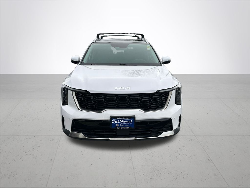 2025 Kia Sorento S photo 3