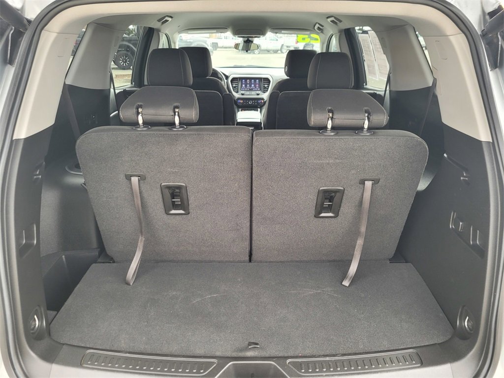 2023 Gmc Acadia SLE photo 9