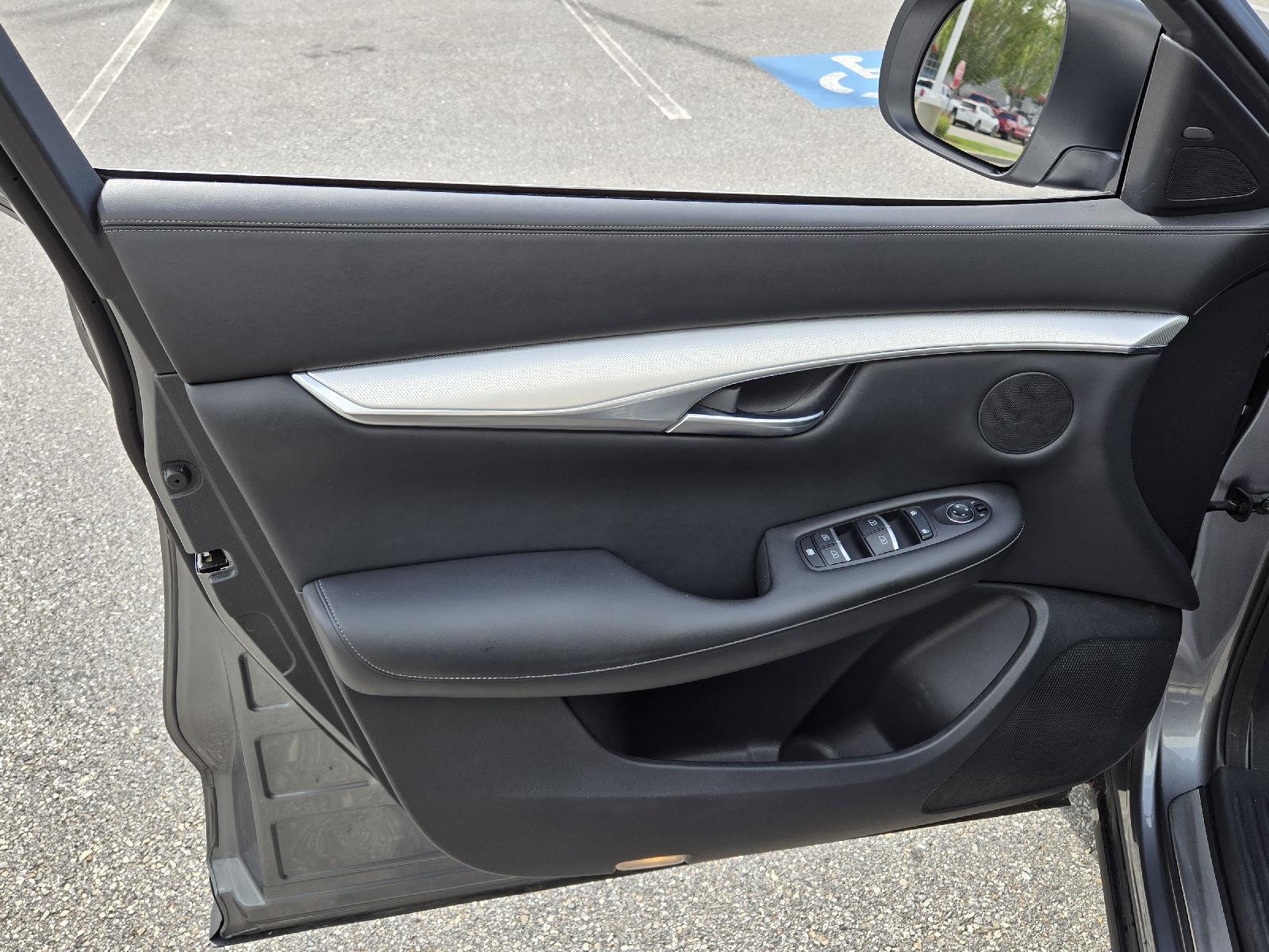 2021 Infiniti QX50 Luxe photo 8