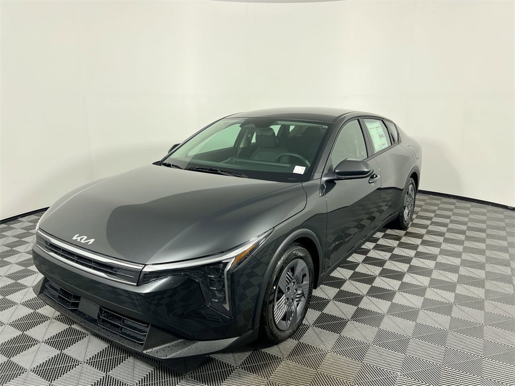 2025 Kia K4 LX photo 9