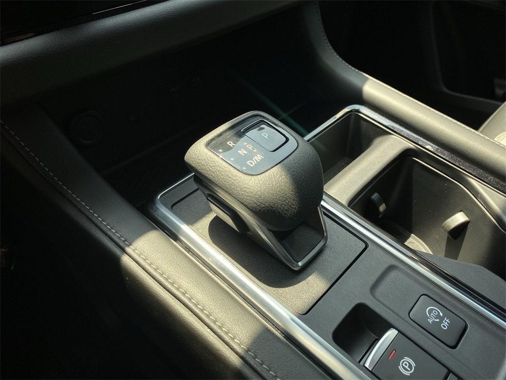 2023 Nissan Pathfinder SL photo 22