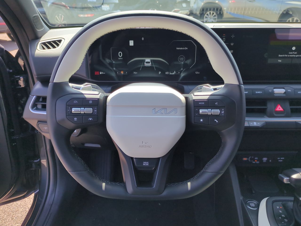 2025 Kia K4 GT-Line photo 10