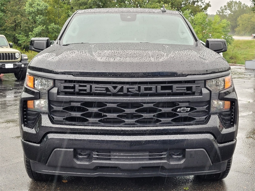2023 Chevrolet Silverado 1500 Custom photo 8