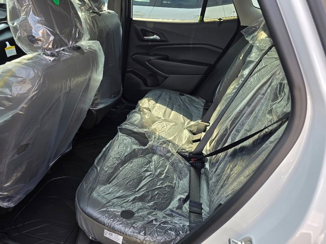 2025 Chevrolet Trax ACTIV photo 10