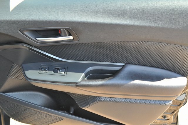2018 Toyota C-HR XLE Premium photo 21