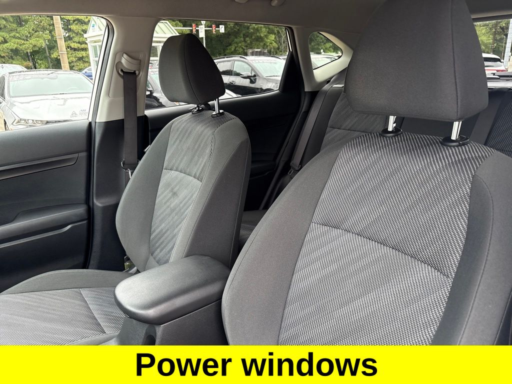 2023 Kia Seltos LX photo 11