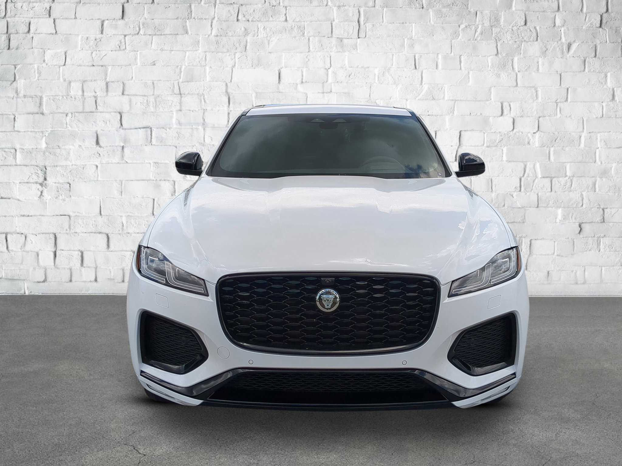 2026 Jaguar F-PACE P250 R-Dynamic S photo 2