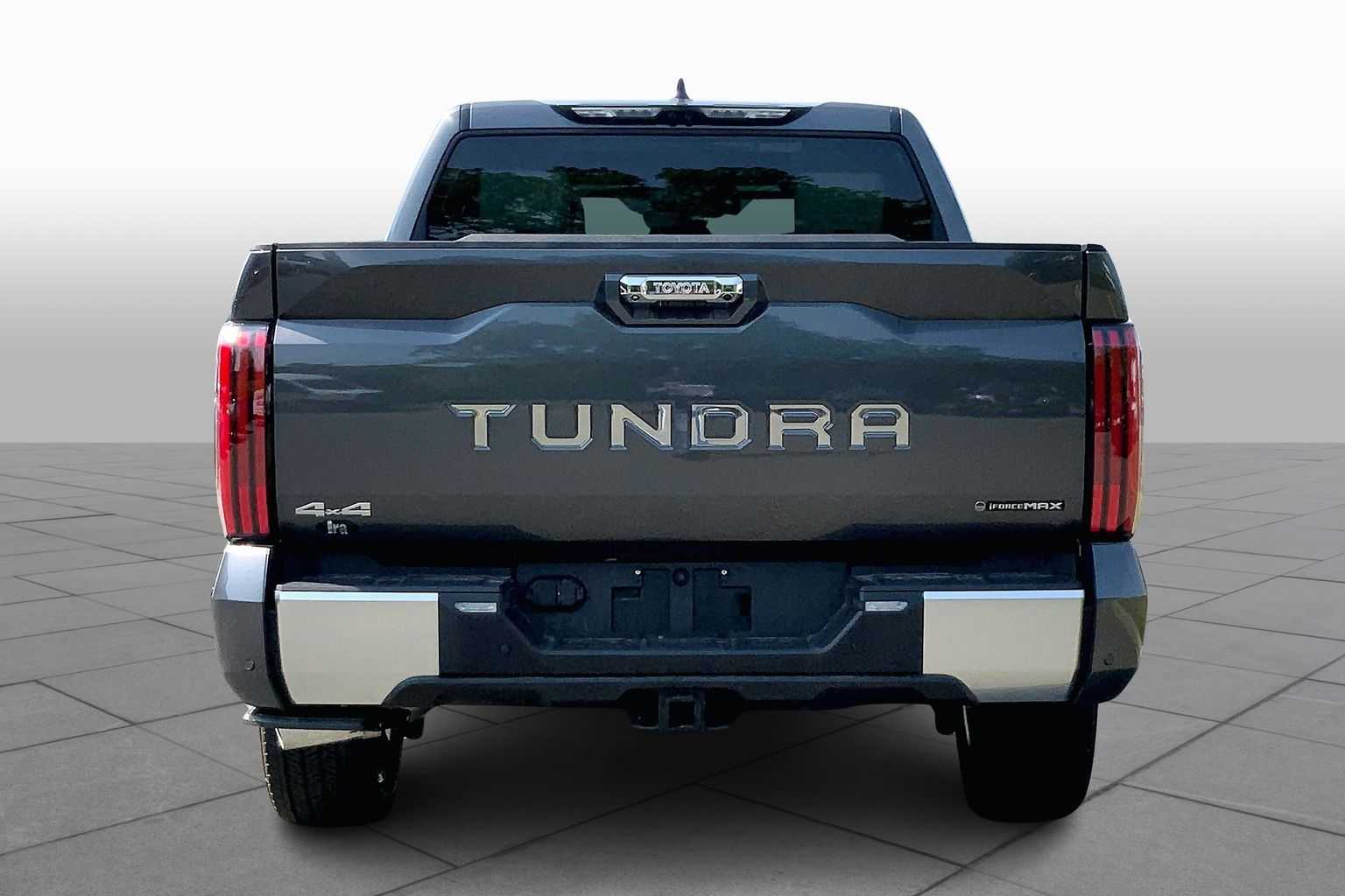 2025 Toyota Tundra CapStone CrewMax photo 4
