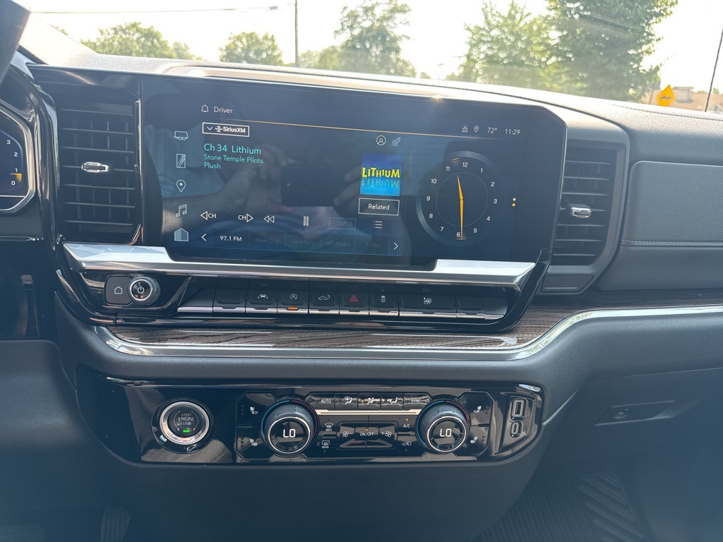 2023 Chevrolet Silverado 1500 LT photo 32