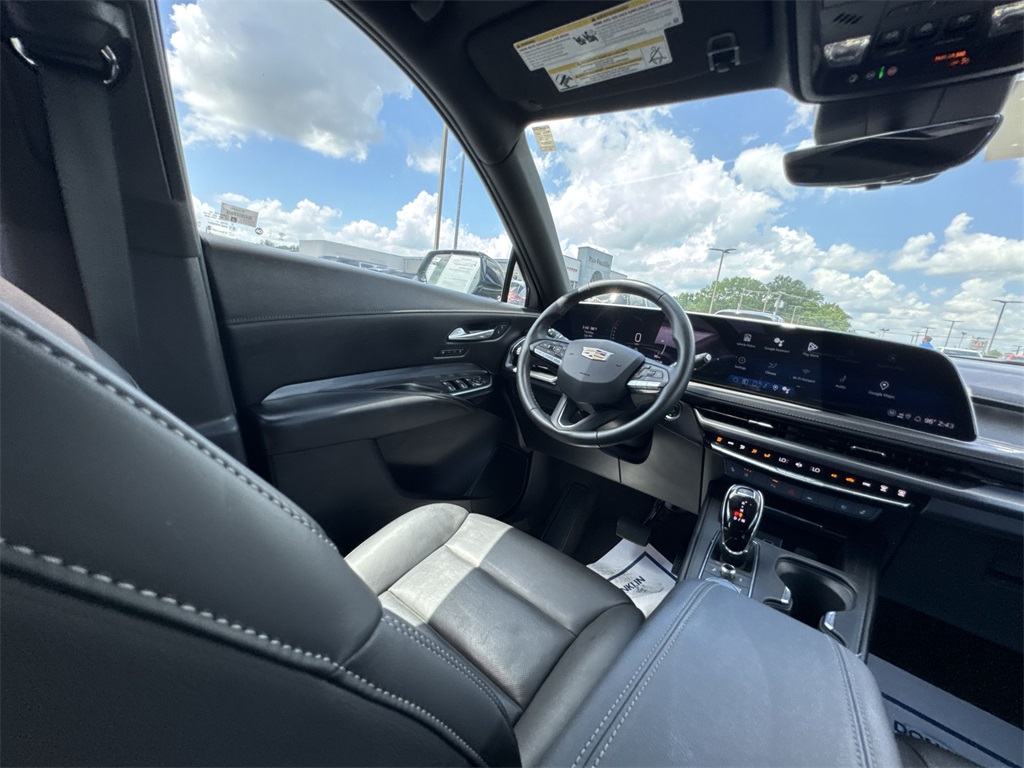 2024 Cadillac XT4 Premium Luxury photo 15