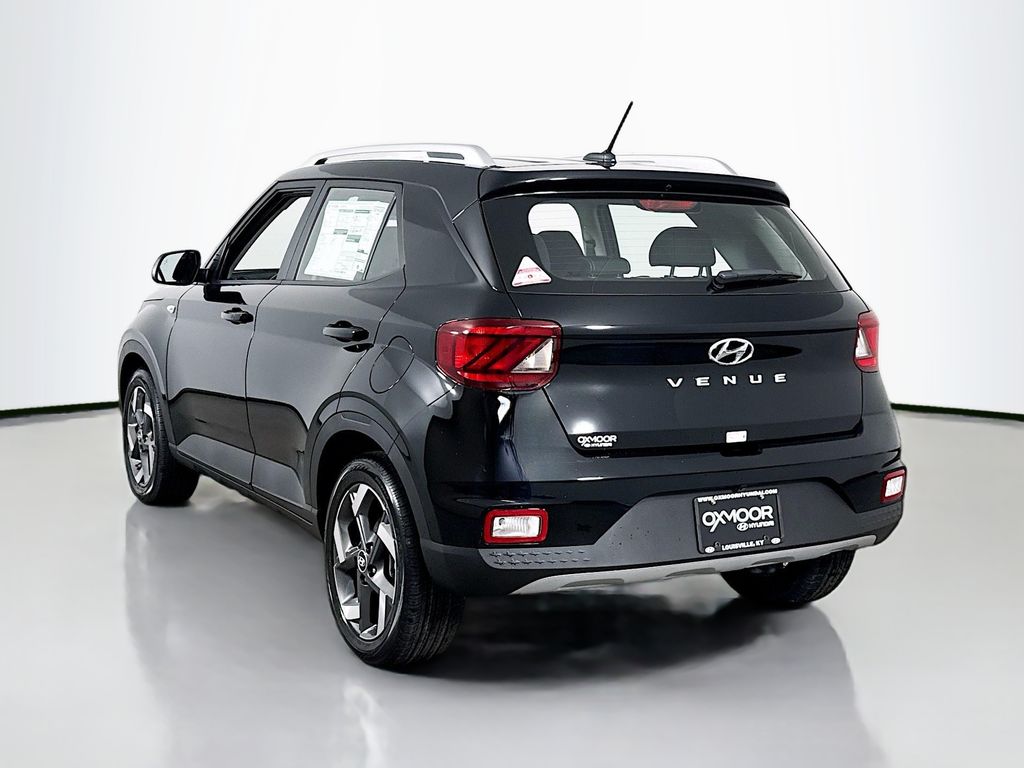 2026 Hyundai Venue SEL photo 3