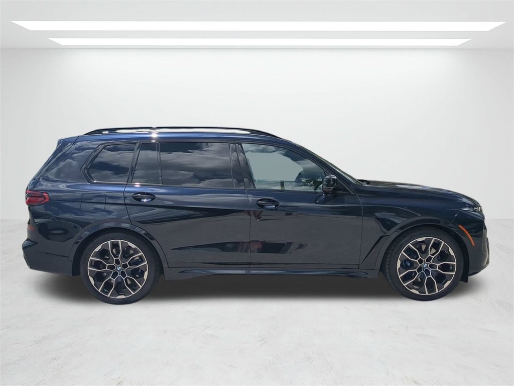 New 2026 Carbon Black Metallic BMW M60i image 3