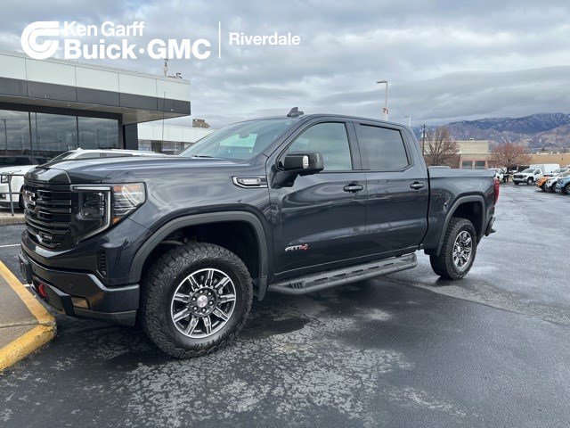 2023 GMC Sierra 1500 AT4's photo