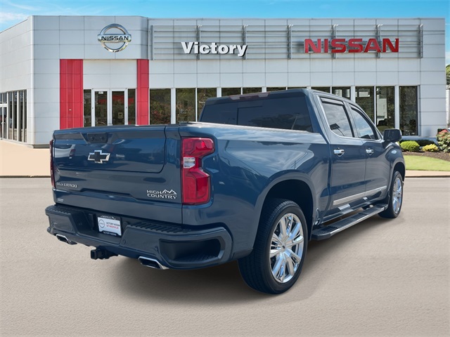 2024 Chevrolet Silverado 1500 High Country photo 3