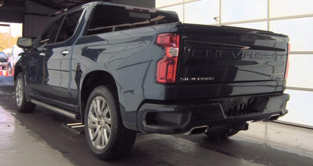 2019 Chevrolet Silverado 1500 High Country photo 4