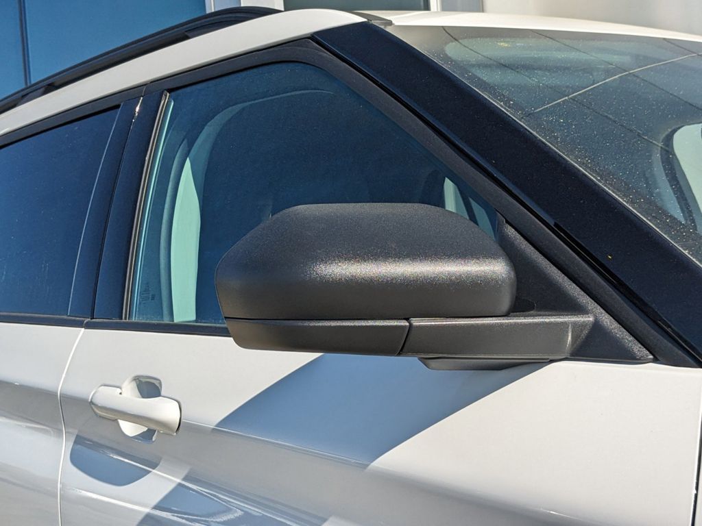2025 Ford Explorer photo 11