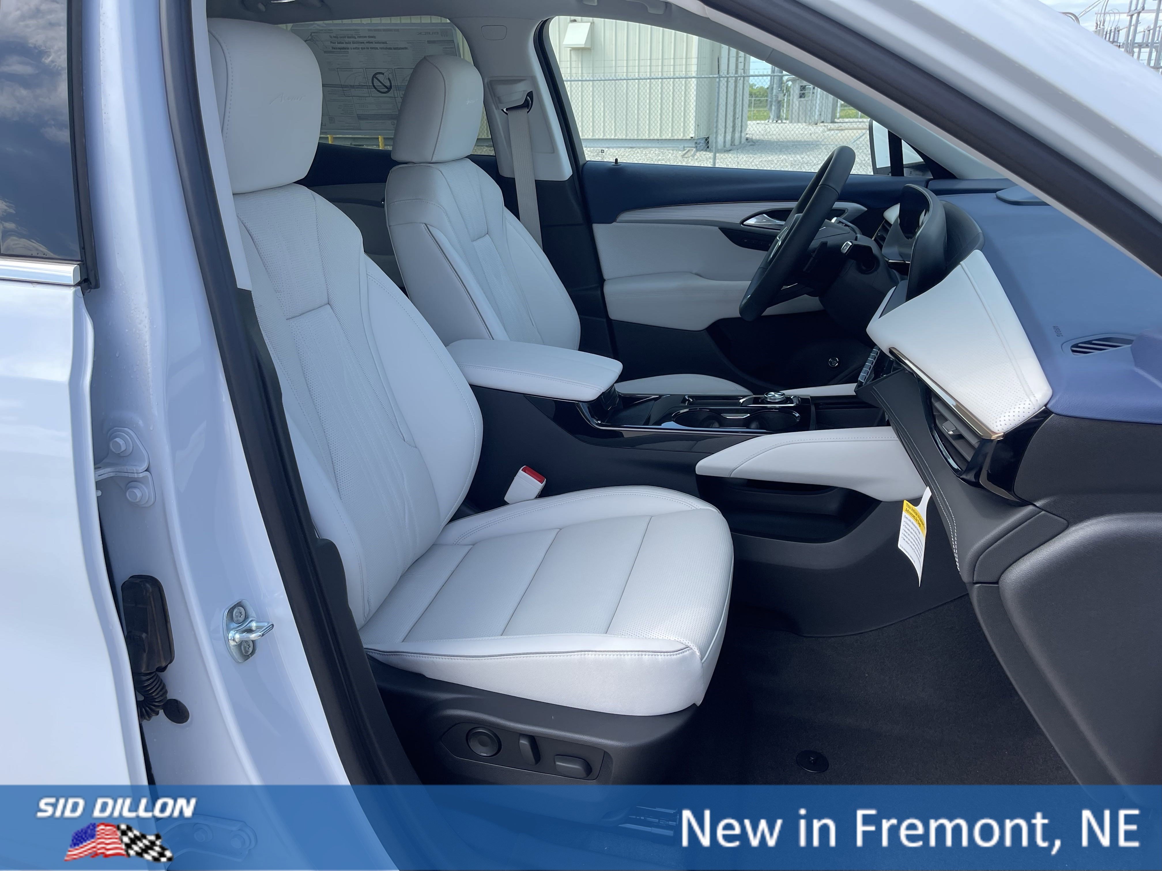 2025 Buick Envision Avenir photo 9