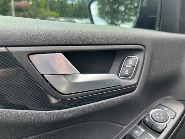 2023 Ford Escape ST-Line photo 26