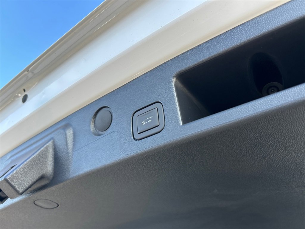 2026 GMC TERRAIN - Image 33