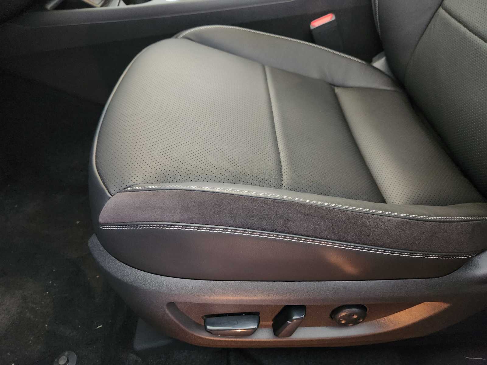 2025 Infiniti QX50 SPORT AWD photo 21