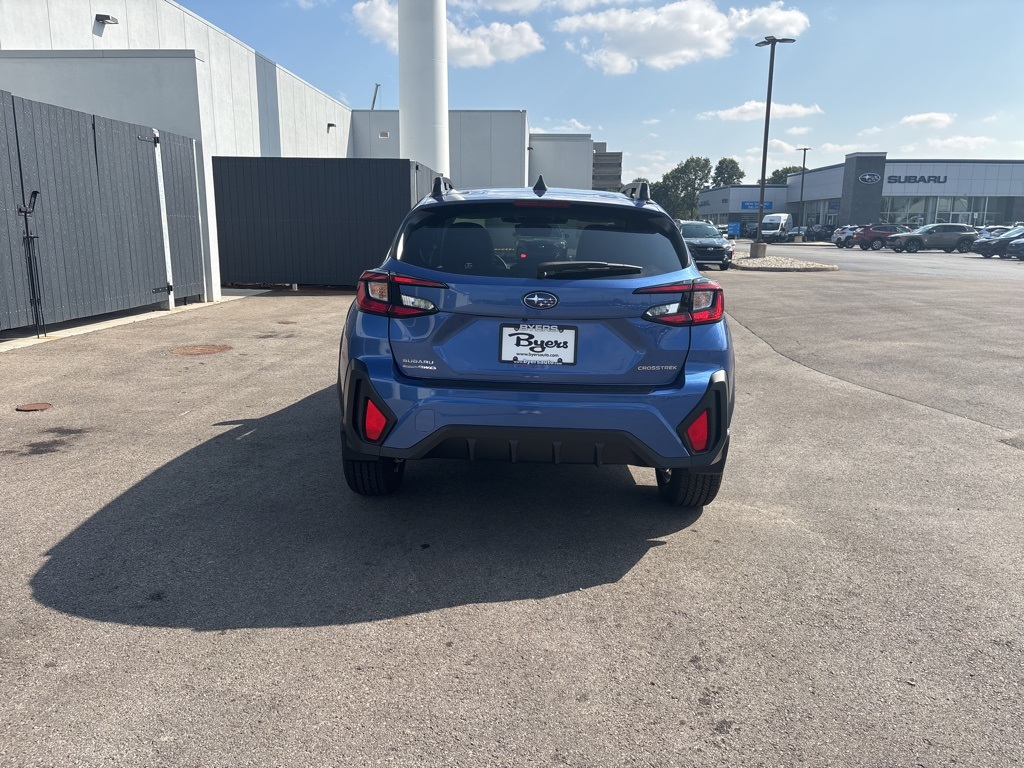2025 Subaru Crosstrek Premium photo 3