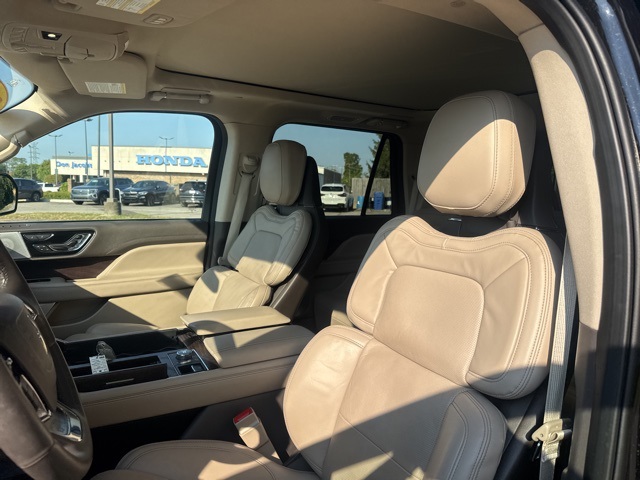 2024 Lincoln Navigator L Reserve photo 7