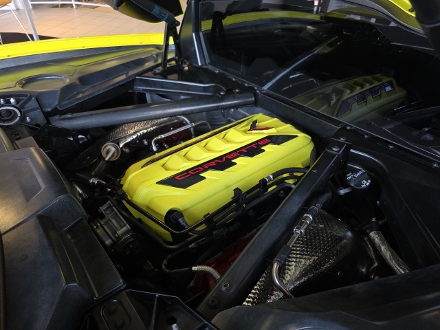 2020 Chevrolet Corvette Stingray 2LT photo 9