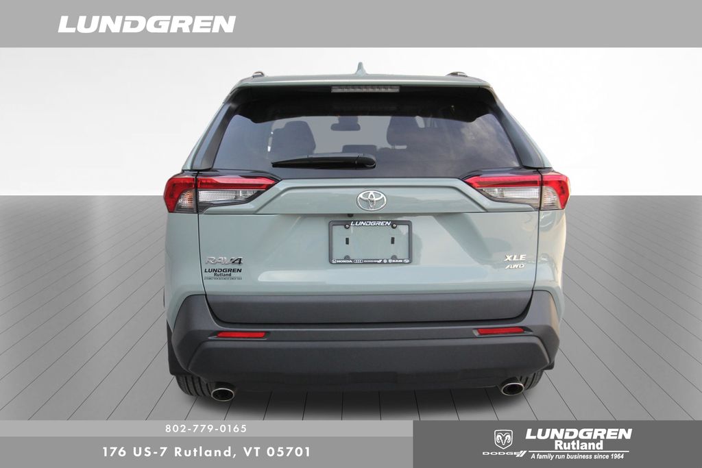 2019 Toyota RAV4 XLE photo 28