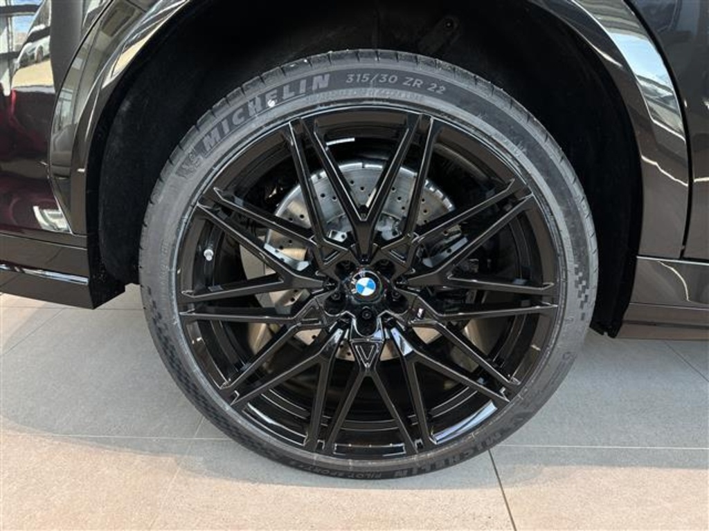 2025 Bmw X6 M photo 8