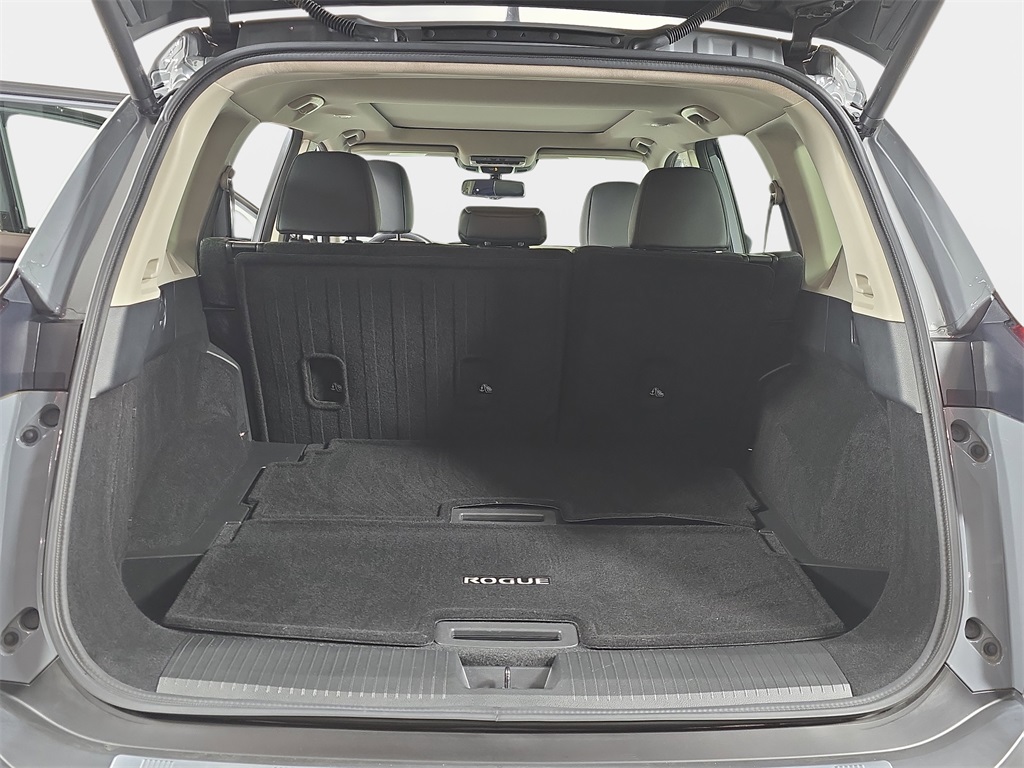 2021 Nissan Rogue SL photo 11