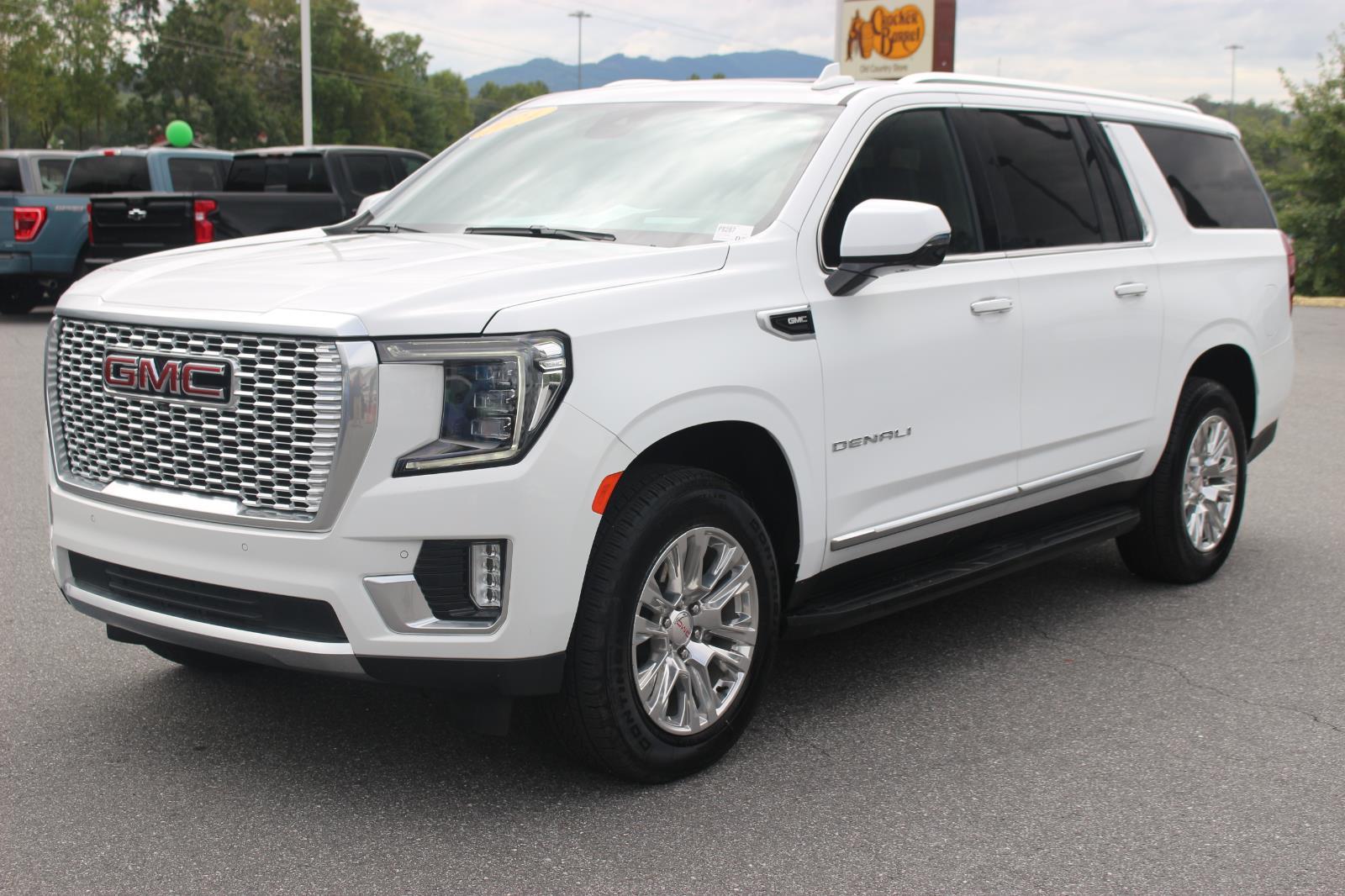 2024 Gmc Yukon XL Denali photo 3