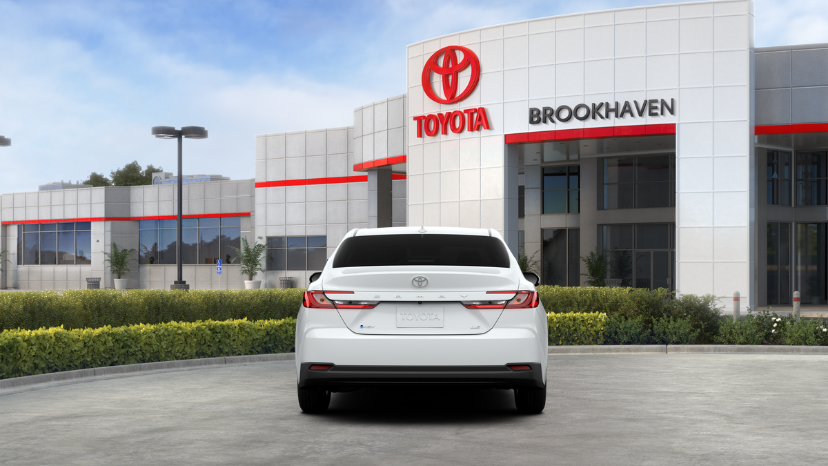 2025 Toyota Camry LE photo 7