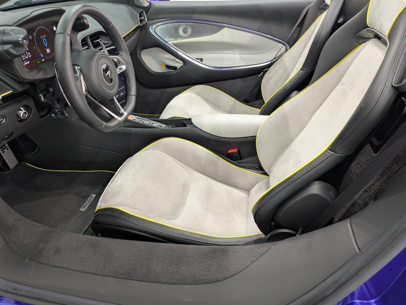 2025 Mclaren ARTURA Spider photo 6