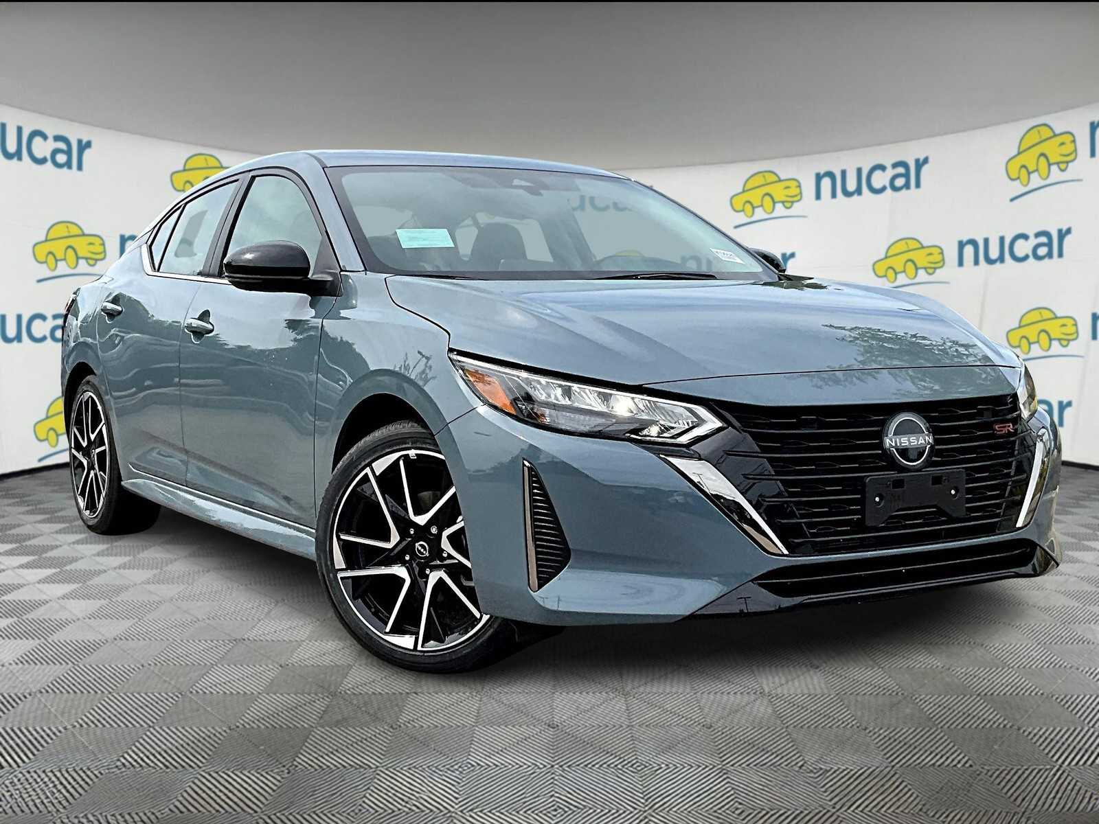 2025 Nissan Sentra SR's photo
