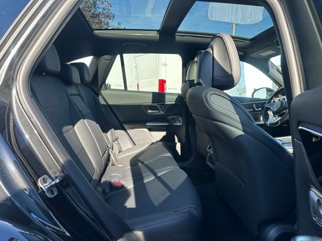 2026 Mercedes Benz GLC 300 4MATIC photo 20