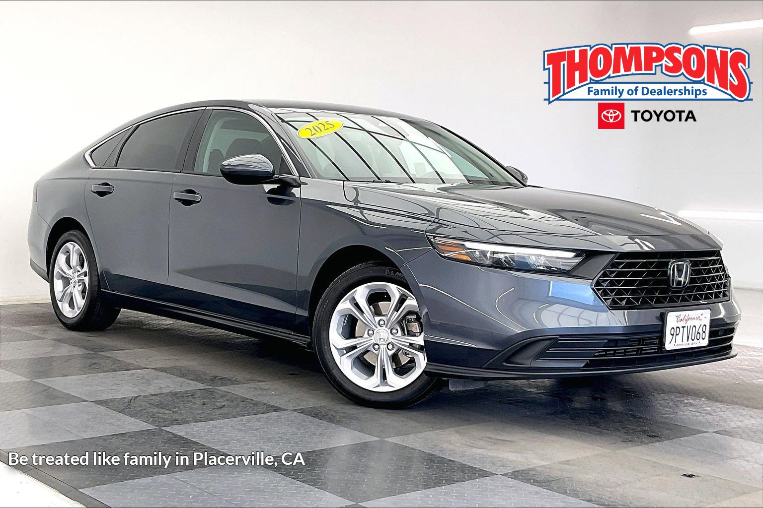 2025 Honda Accord LX's photo