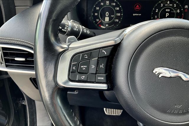 2019 Jaguar F-PACE S photo 11