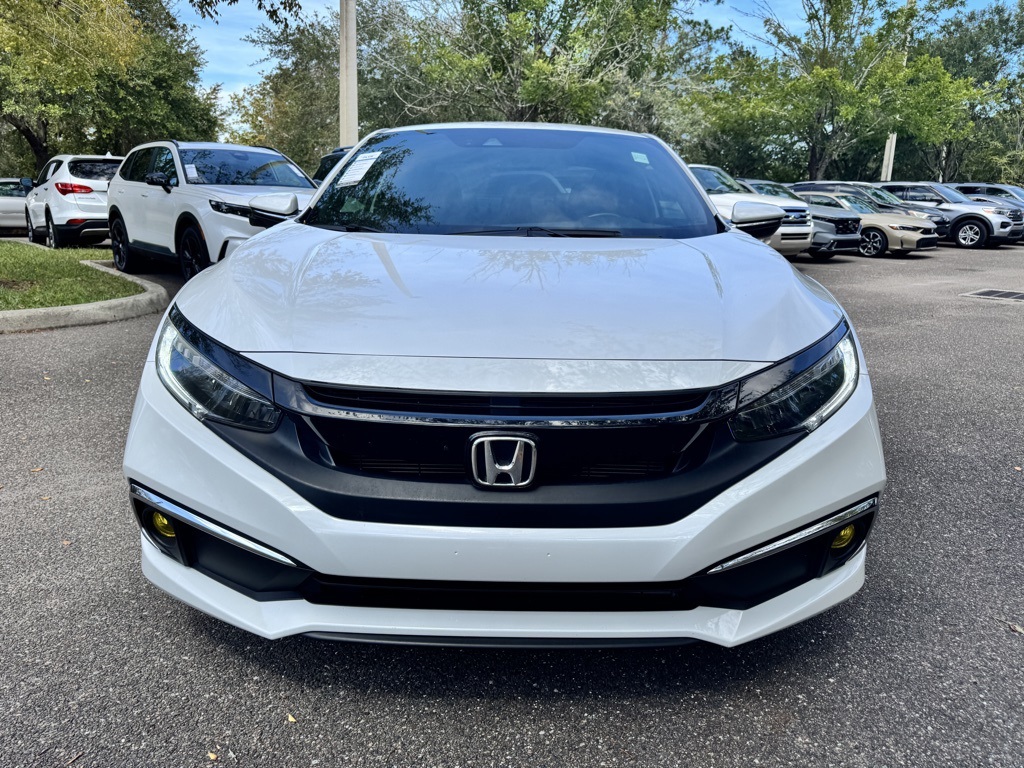 2019 Honda Civic Touring photo 2
