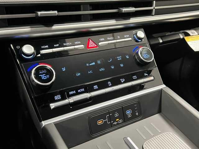 2025 Hyundai Santa Fe SEL photo 32