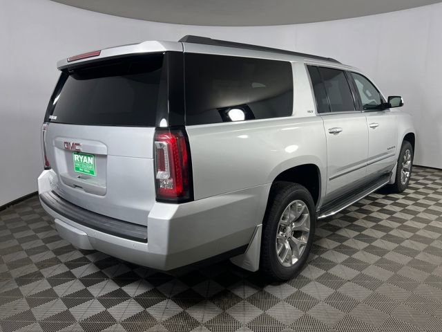2017 Gmc Yukon XL SLT photo 2